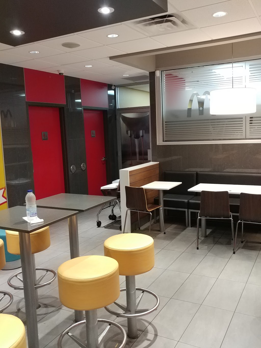 McDonalds | 1154 Rue de la Faune, Québec, QC G3E 1T2, Canada | Phone: (418) 845-6323