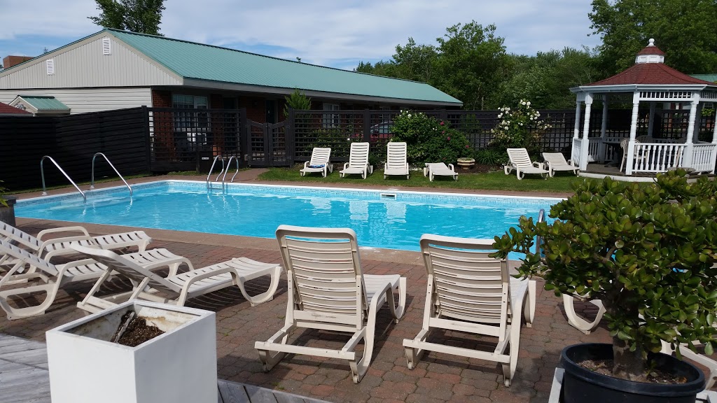 Willow Bend Motel | 277 Willow St, Truro, NS B2N 5A3, Canada | Phone: (902) 895-5325