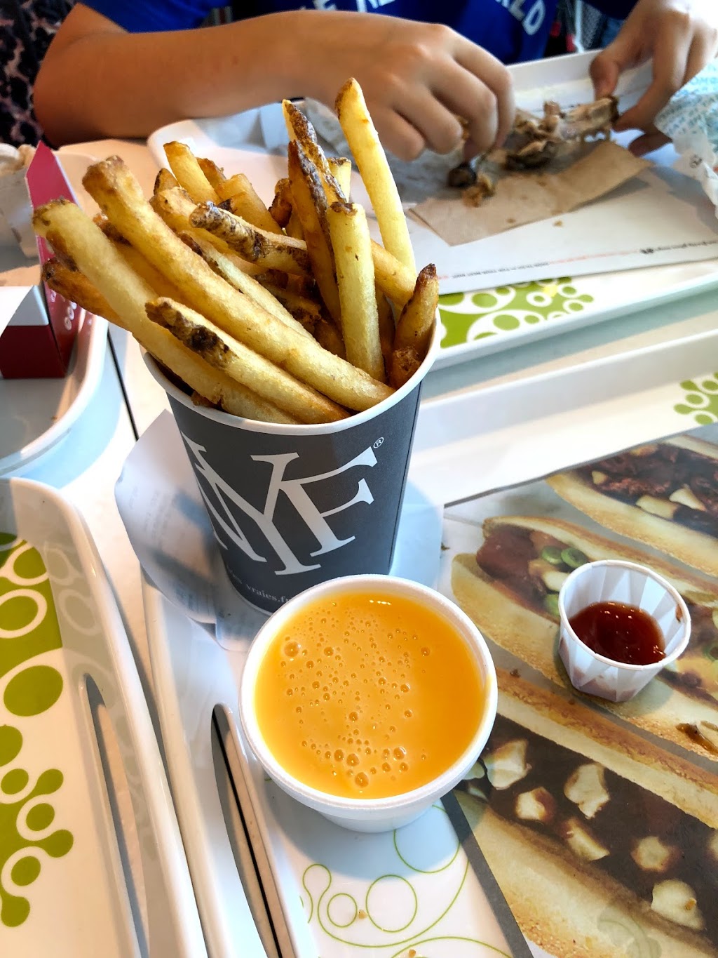 New York Fries - Richmond Centre | 6551 No 3 Rd 1400 2405, Richmond, BC V6Y 2B6, Canada | Phone: (604) 370-0470