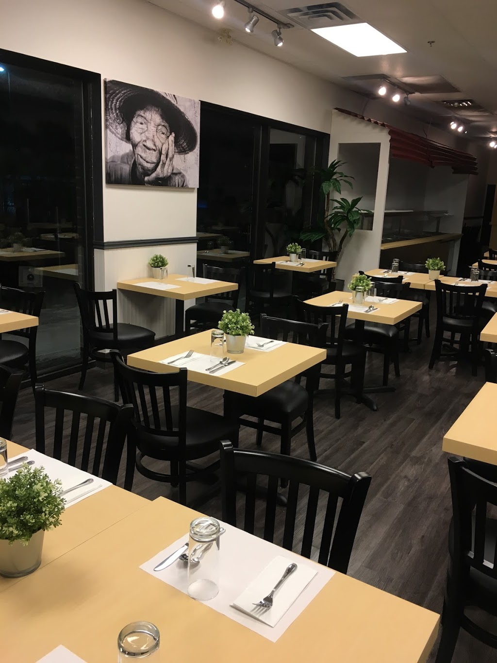 Restaurant Kay Toto | 3000 Boulevard des Laurentides, Laval, QC H7K 3K7, Canada | Phone: (450) 669-8686