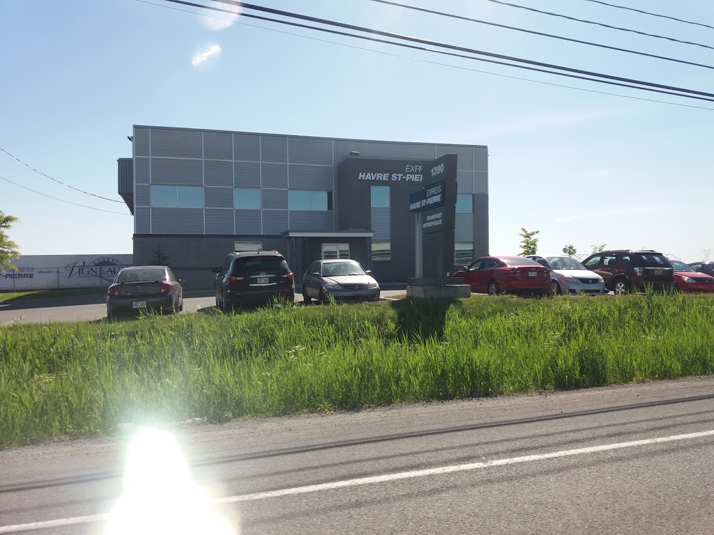 Express Havre St Pierre Ltée | 1390 Lionel-Boulet, Varennes, QC J3X 1P7, Canada | Phone: (450) 655-9123