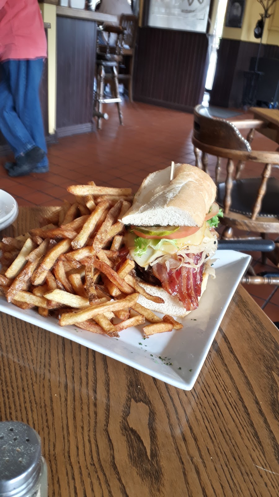 The Docks Restaurant and Bar | 76559 ON-21, Bayfield, ON N0M 1G0, Canada | Phone: (519) 565-4455