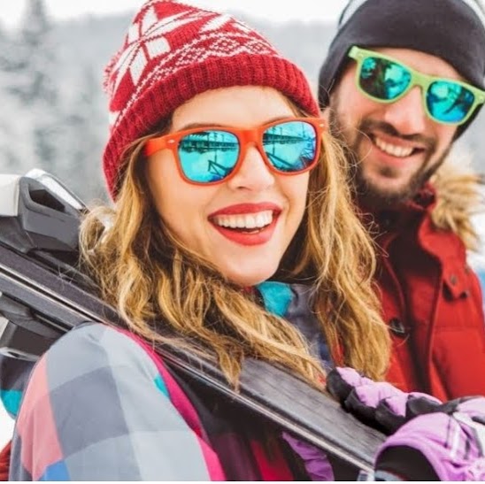 Yes Ski & Snowboard Rental Vancouver | 1351 Burrard St, Vancouver, BC V6Z 2B7, Canada | Phone: (604) 569-0088