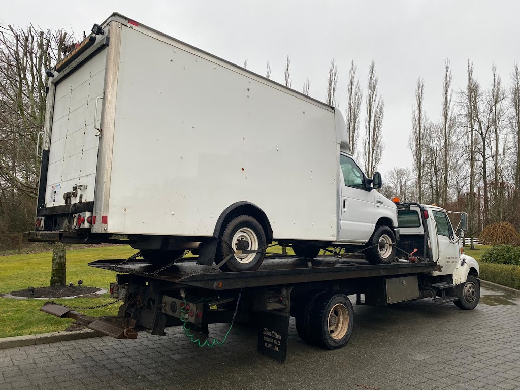 Flash Towing | 10228 148 St #103, Surrey, BC V3R 3X1, Canada | Phone: (778) 239-4342