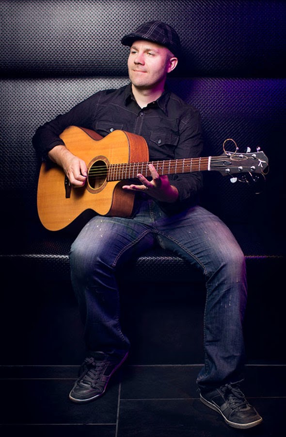 Sean Meredith-Jones – Guitar Lessons | 3290 Hornbeam Crescent, Mississauga, ON L5L 1B4, Canada | Phone: (416) 799-7771