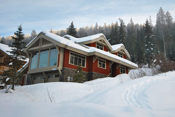 Twin Oaks Chalet | 2463 Fairways Dr, Sun Peaks, BC V0E 5N0, Canada | Phone: (250) 578-6939