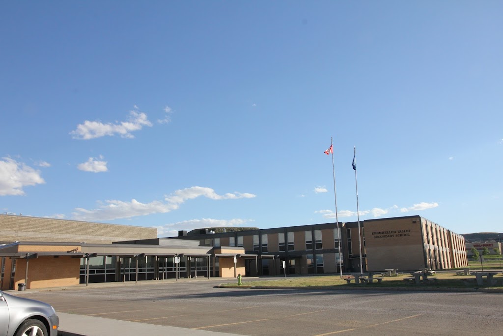 Drumheller Valley Secondary School | 450 17 St E, Drumheller, AB T0J 0Y5, Canada | Phone: (403) 823-5171