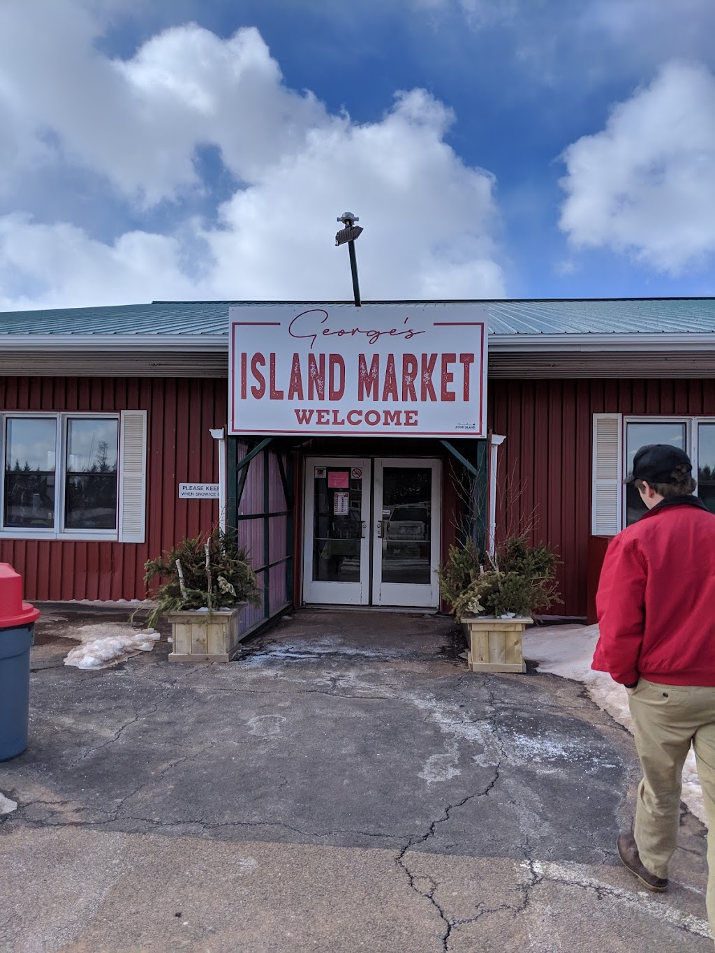 Georges Island Market | 11 Macmurdo Rd, Summerside, PE C1N 4J9, Canada | Phone: (902) 315-2590