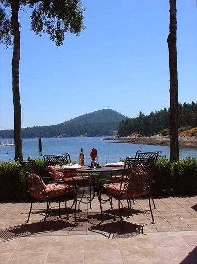 Galiano Oceanfront Inn and Spa | 134 Madrona Dr, Galiano Island, BC V0N 1P0, Canada | Phone: (250) 539-3388