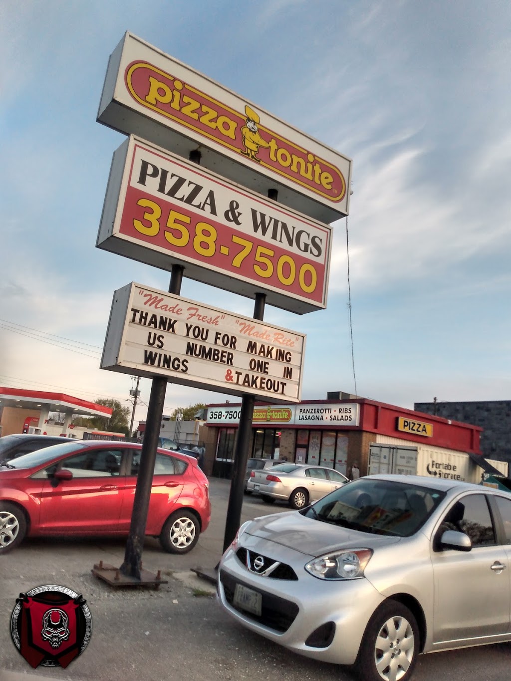 Pizza Tonite | 400 Queen St, Chatham, ON N7M 2H9, Canada | Phone: (519) 358-7500