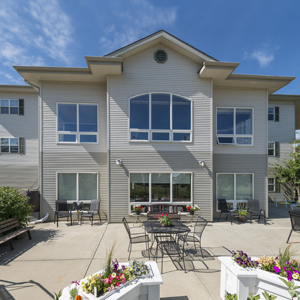 Seasons Retirement Communities | 5430 37a Ave, Wetaskiwin, AB T9A 3A8, Canada | Phone: (780) 352-4725