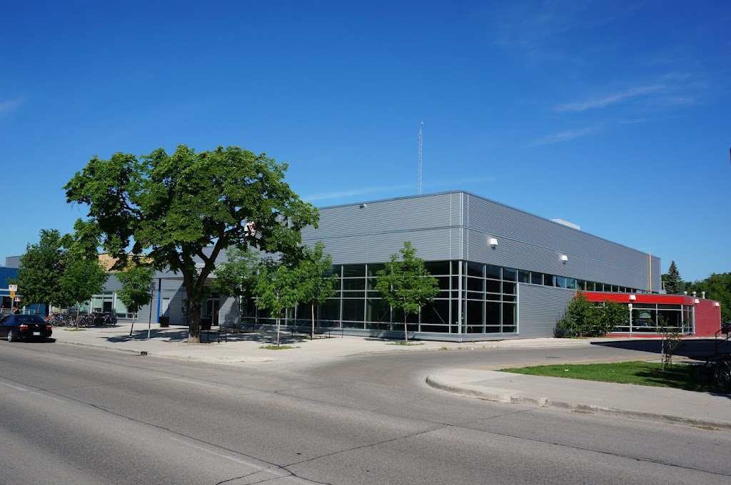 Gateway Construction & Engineering Ltd | 434 Archibald St, Winnipeg, MB R2J 0X5, Canada | Phone: (204) 233-8550