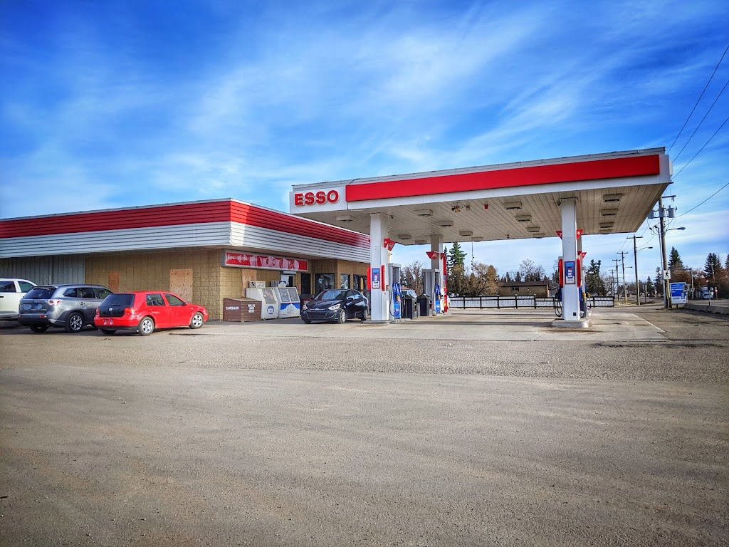 Esso | 5321 Sawchuk St, Mundare, AB T0B 3H0, Canada | Phone: (780) 764-2500