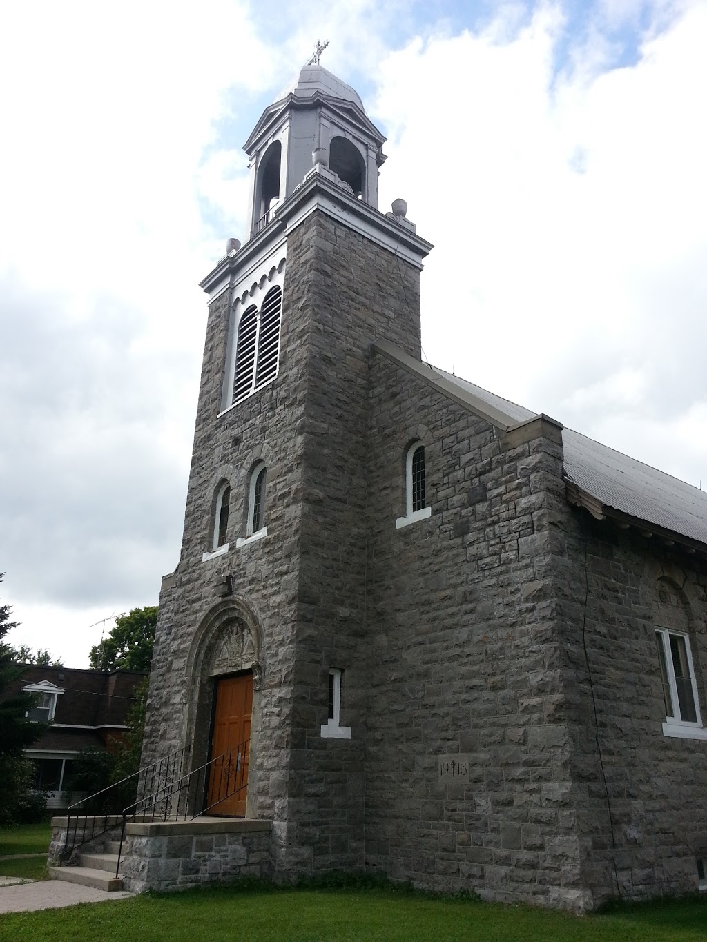 St. John the Evangelist Church | 2540 Stagecoach Rd, Osgoode, ON K0A 2W0, Canada | Phone: (613) 821-0761