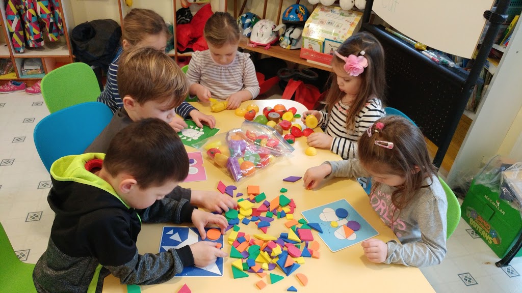 Rainbows & Dreams Preschool | 4184 Keewatin Pl, Victoria, BC V8X 4L1, Canada | Phone: (250) 479-1966