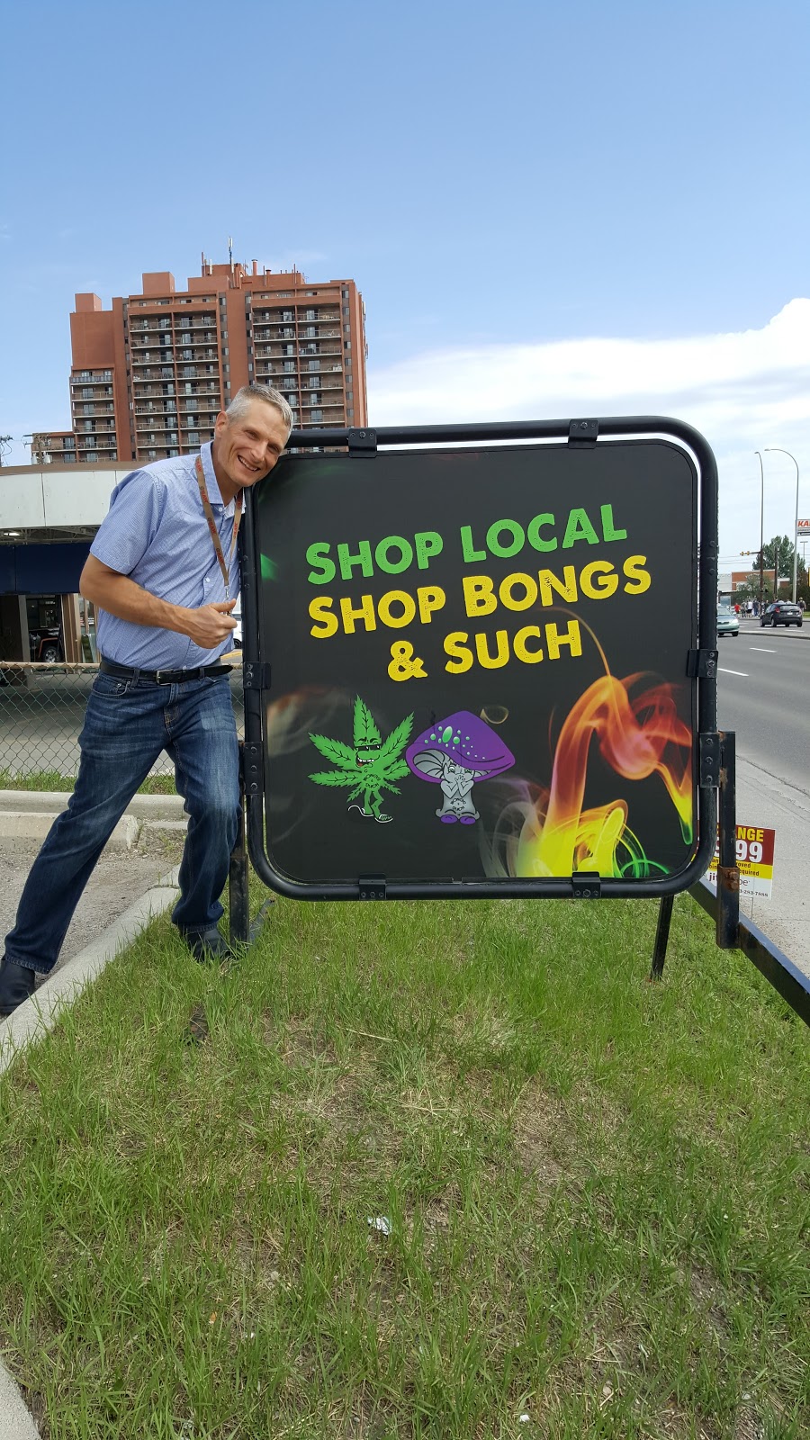 Bongs & Such | 4823 Macleod Trail SW, Calgary, AB T2G 0A7, Canada | Phone: (403) 243-5251