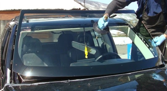 1st Class Autoglass & Upholstery | 2710 Kyle Rd, West Kelowna, BC V1Z 2N1, Canada | Phone: (250) 769-4877