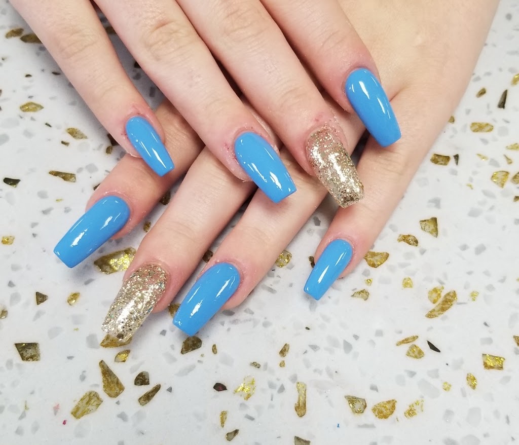 Royal Nails & Spa | 10425 Islington Ave, Kleinburg, ON L0J 1T0, Canada | Phone: (905) 552-8880