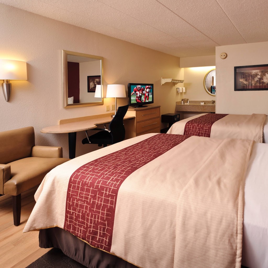 Red Roof Inn Buffalo - Niagara Airport | 146 Maple Dr, Bowmansville, NY 14026, USA | Phone: (716) 633-1100