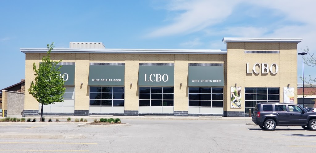 LCBO | 94 First Commerce Dr, Aurora, ON L4G 0H5, Canada | Phone: (905) 751-0684