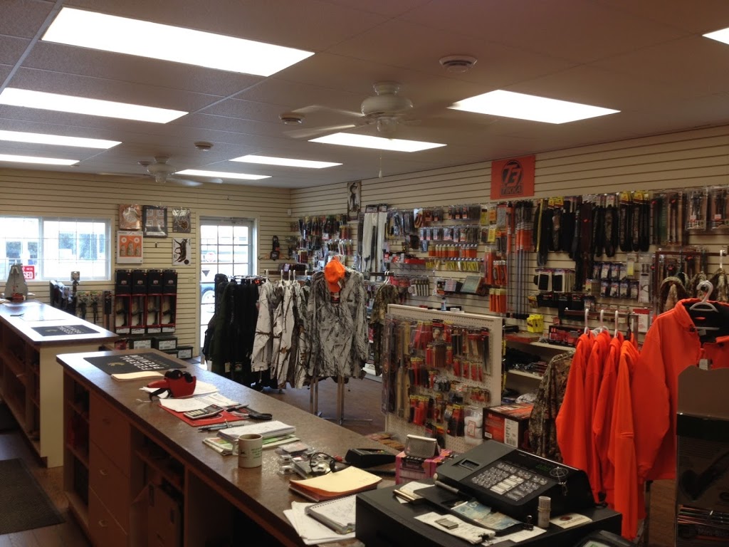 Prairie Gun Traders | 104 Main St, Avonlea, SK S0H 0C0, Canada | Phone: (306) 868-2037