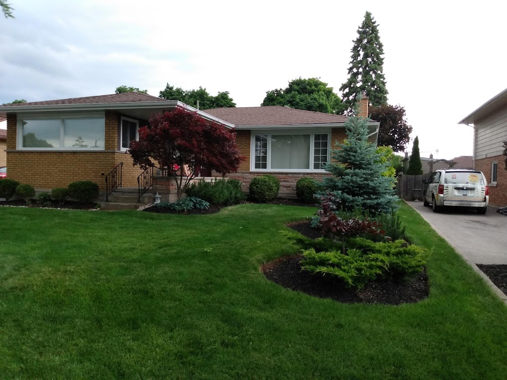 Andrade & Sons lawn care | 45 Alexander Ave, Cambridge, ON N1R 5K5, Canada | Phone: (519) 498-9913