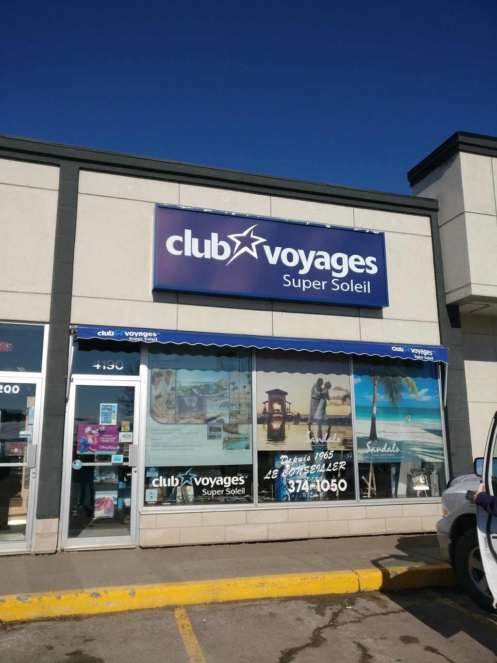 Club Voyages Super Soleil | 4190 Boulevard des Forges, Trois-Rivières, QC G8Y 1V8, Canada | Phone: (819) 374-1050