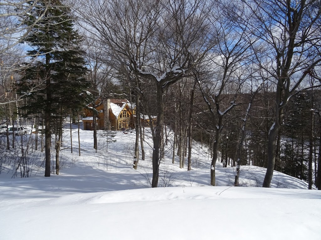 Chalet 17 Orignal | 13 Chemin du Merle, Mille-Isles, QC J0R 1A0, Canada | Phone: (514) 699-9999