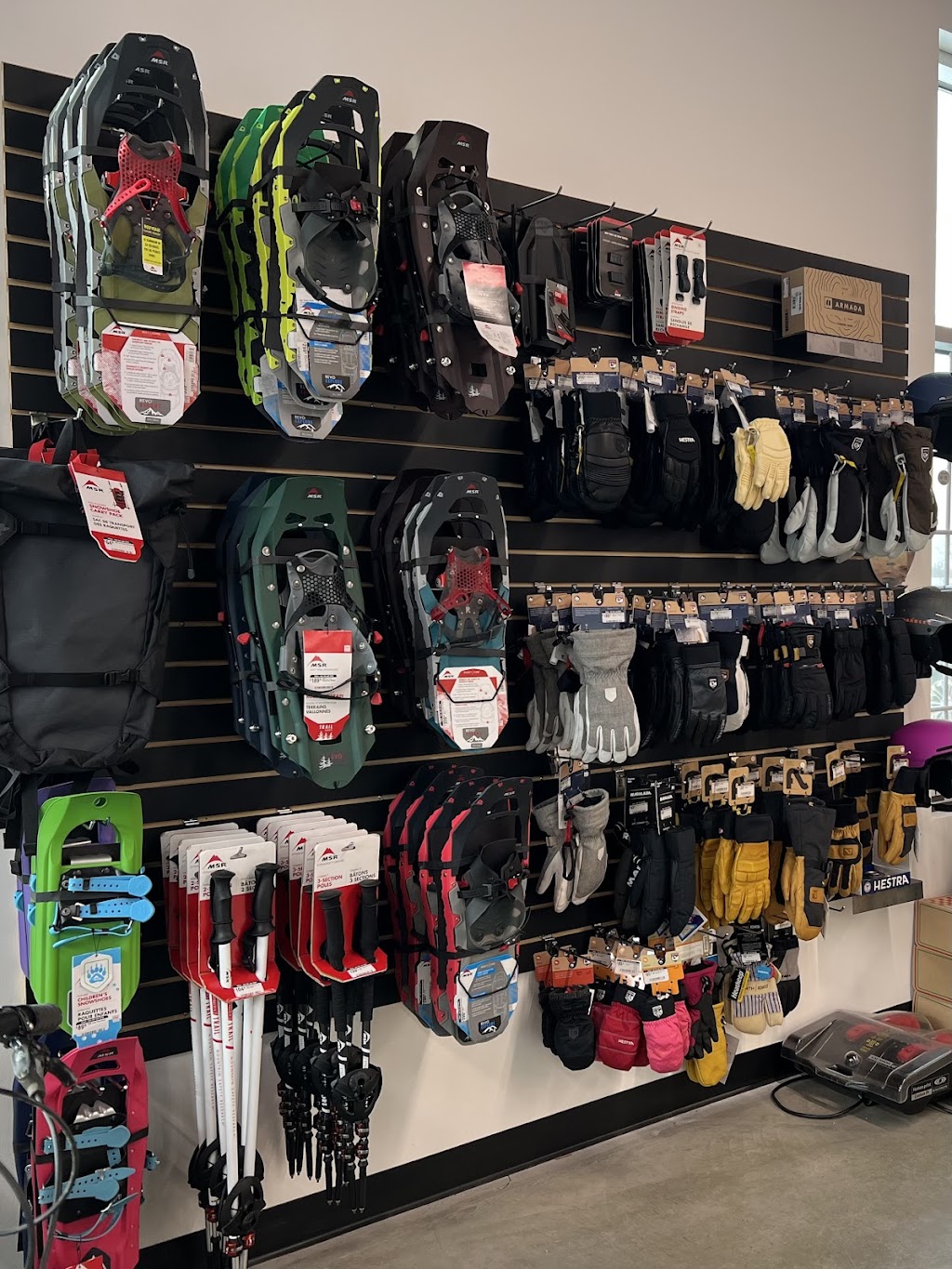 Wipeout Ski & Bike | 90 Thorburn Ave #4130, Red Deer, AB T4P 3G4, Canada | Phone: (403) 356-9473