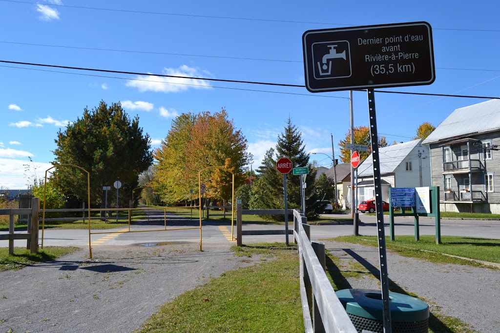 Vélopiste Jacques-Cartier/Portneuf (Information Point) | 247-322, QC-365, Saint-Raymond, QC G3L 1S8, Canada | Phone: (855) 337-6667