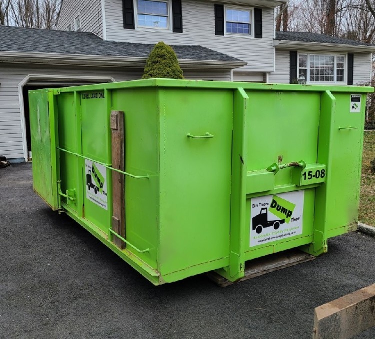 Bin There Dump That - Eastern Ontario | 3810 Perth Road Road Unit 1 A, Inverary, ON K0H 1X0, Canada | Phone: (877) 507-2838