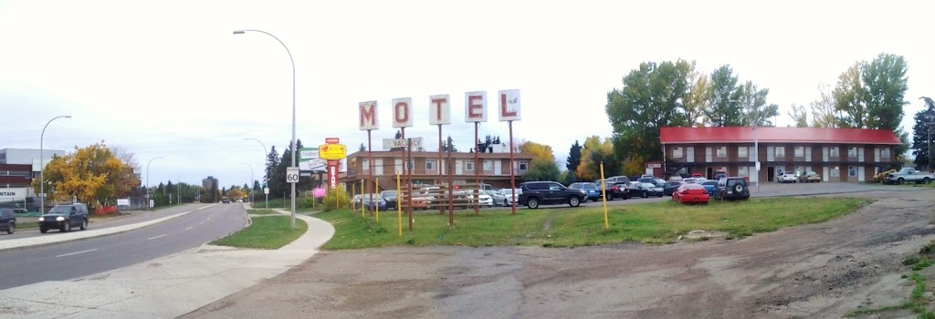 Gateway Motel | 10412 63 Ave NW, Edmonton, AB T6H 4J5, Canada | Phone: (780) 434-1461