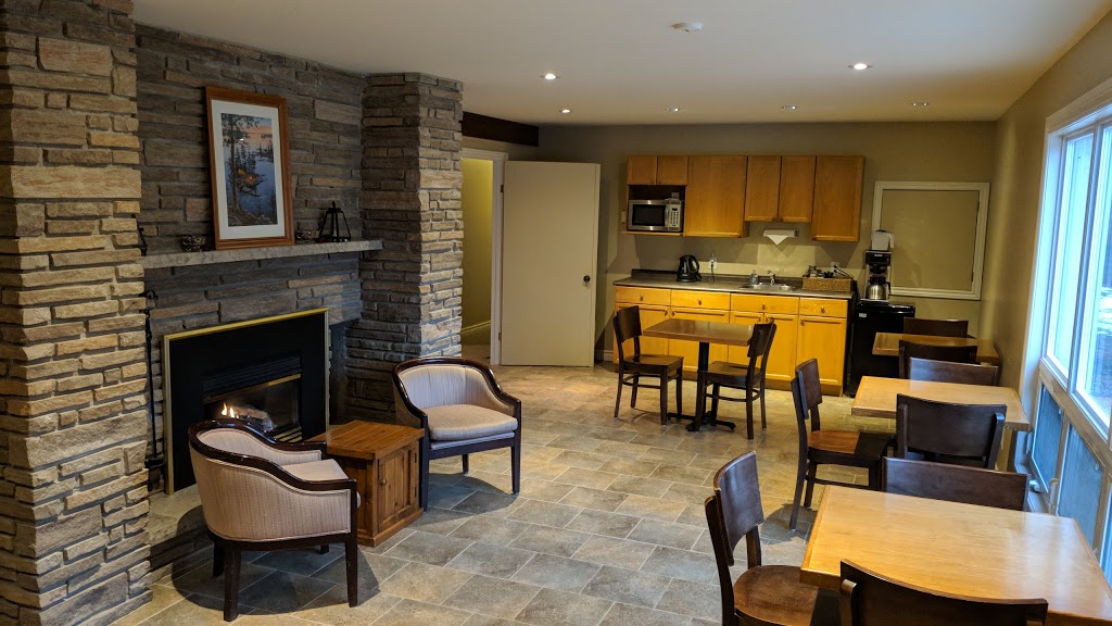 Clarksburg Retreat | The Blue Mountains, ON N0H 1J0, Canada | Phone: (519) 599-2143