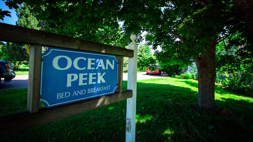 Lee’s Ocean Peek B & B | 242 Kinlock Rd, Stratford, PE C1B 2M6, Canada | Phone: (902) 218-5769