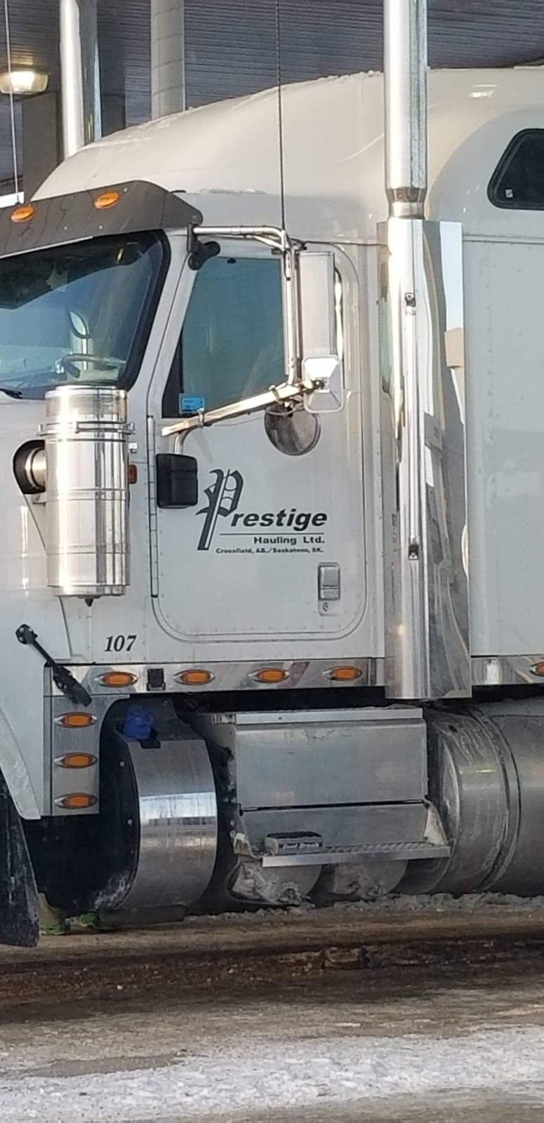 Prestige Hauling | 1105 Laut Ave, Crossfield, AB T0M 0S0, Canada | Phone: (403) 946-5211