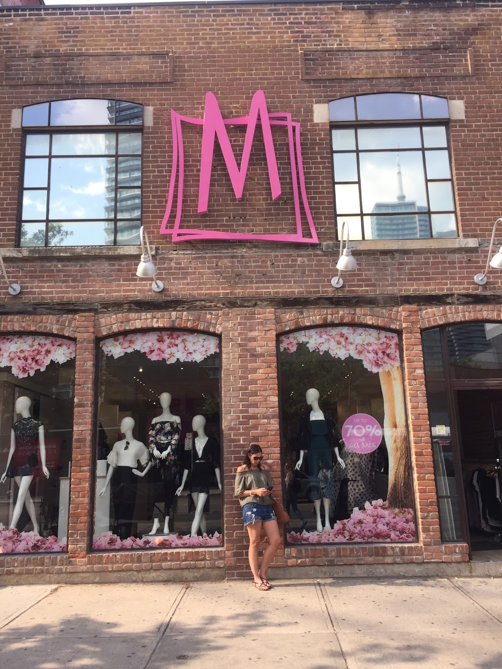 M Boutique | 294 Queen St W, Toronto, ON M5V 2A1, Canada | Phone: (416) 593-1011