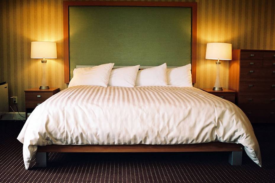 Executive Hotel Vancouver Airport | 7311 Westminster Hwy, Richmond, BC V6X 1A3, Canada | Phone: (604) 278-5555