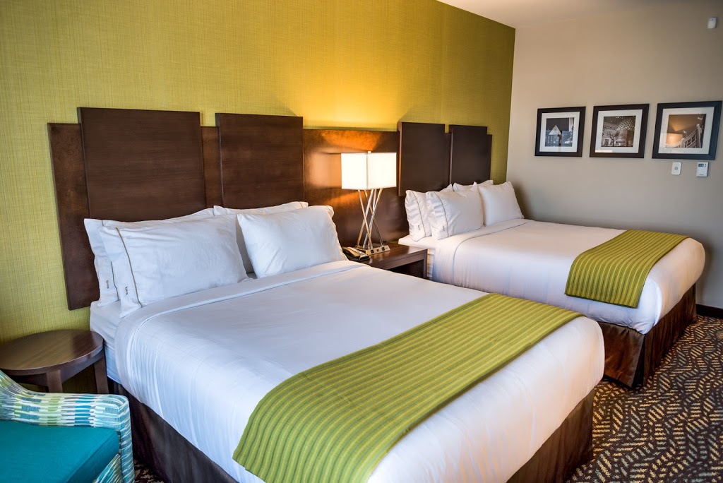 Holiday Inn Express & Suites | 201 Jennifer Heil Way, Spruce Grove, AB T7X 0T3, Canada | Phone: (780) 571-1101