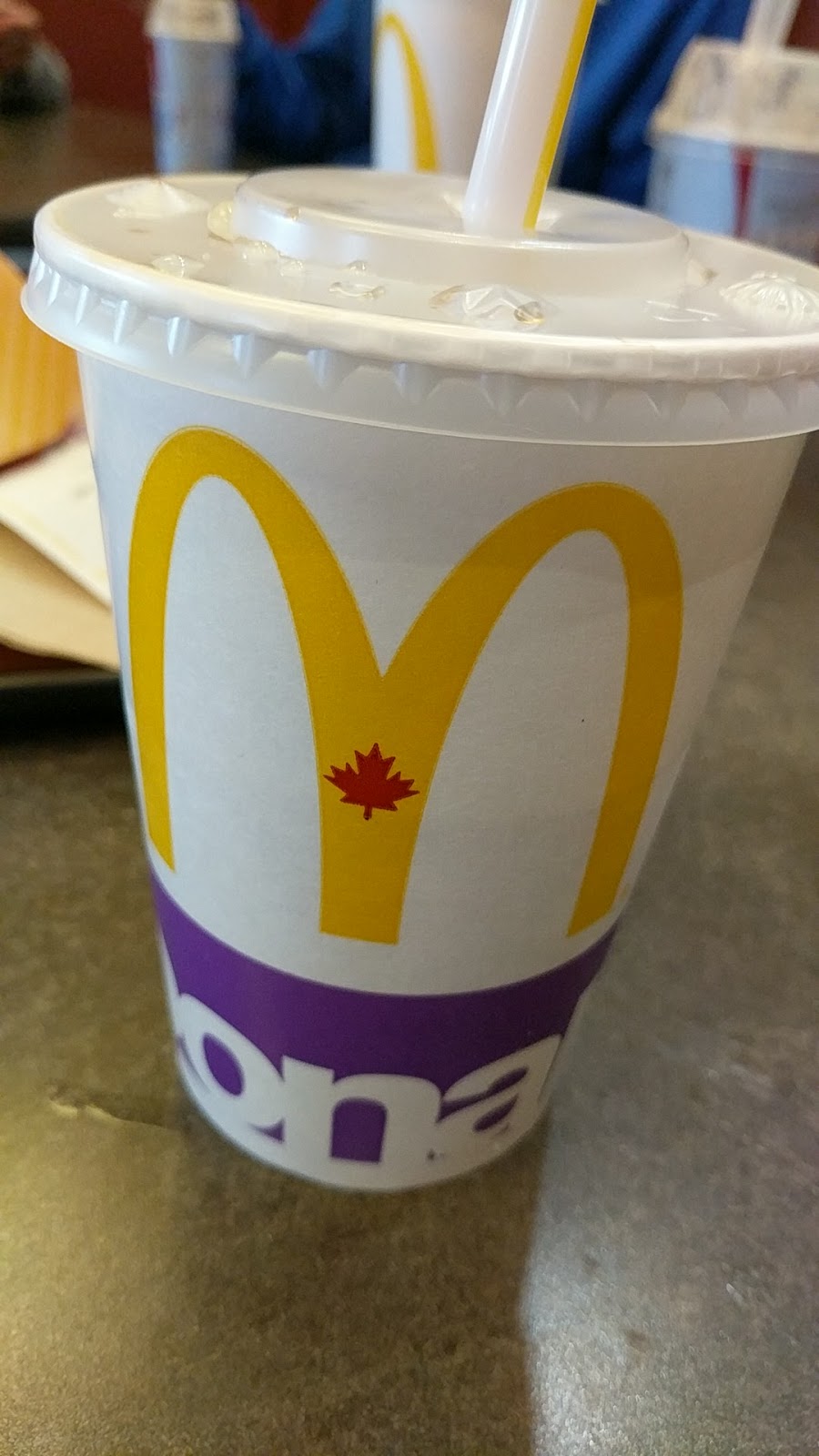 McDonalds | 210 Glendale Ave, St. Catharines, ON L2T 3Y6, Canada | Phone: (905) 688-8877