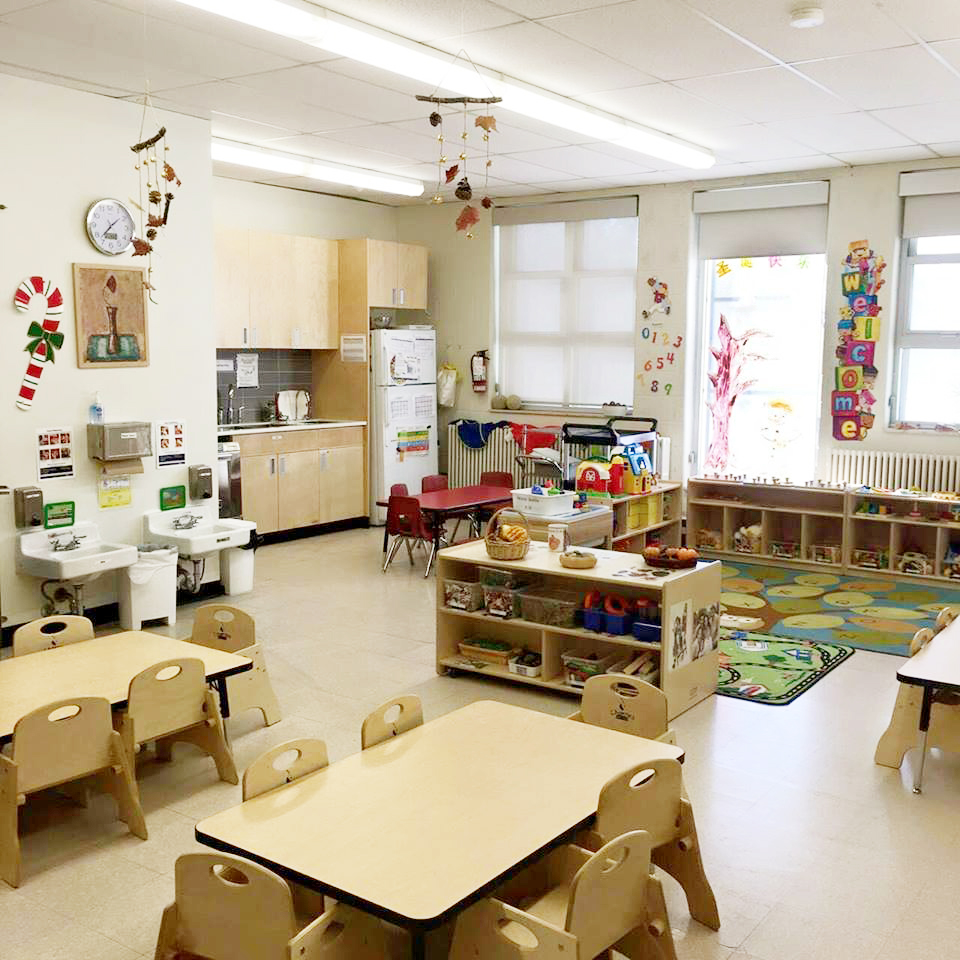 JINGBAO Mandarin Bilingual Nursery - North York | 3105 Don Mills Rd, North York, ON M2J 3C2, Canada | Phone: (416) 494-4105