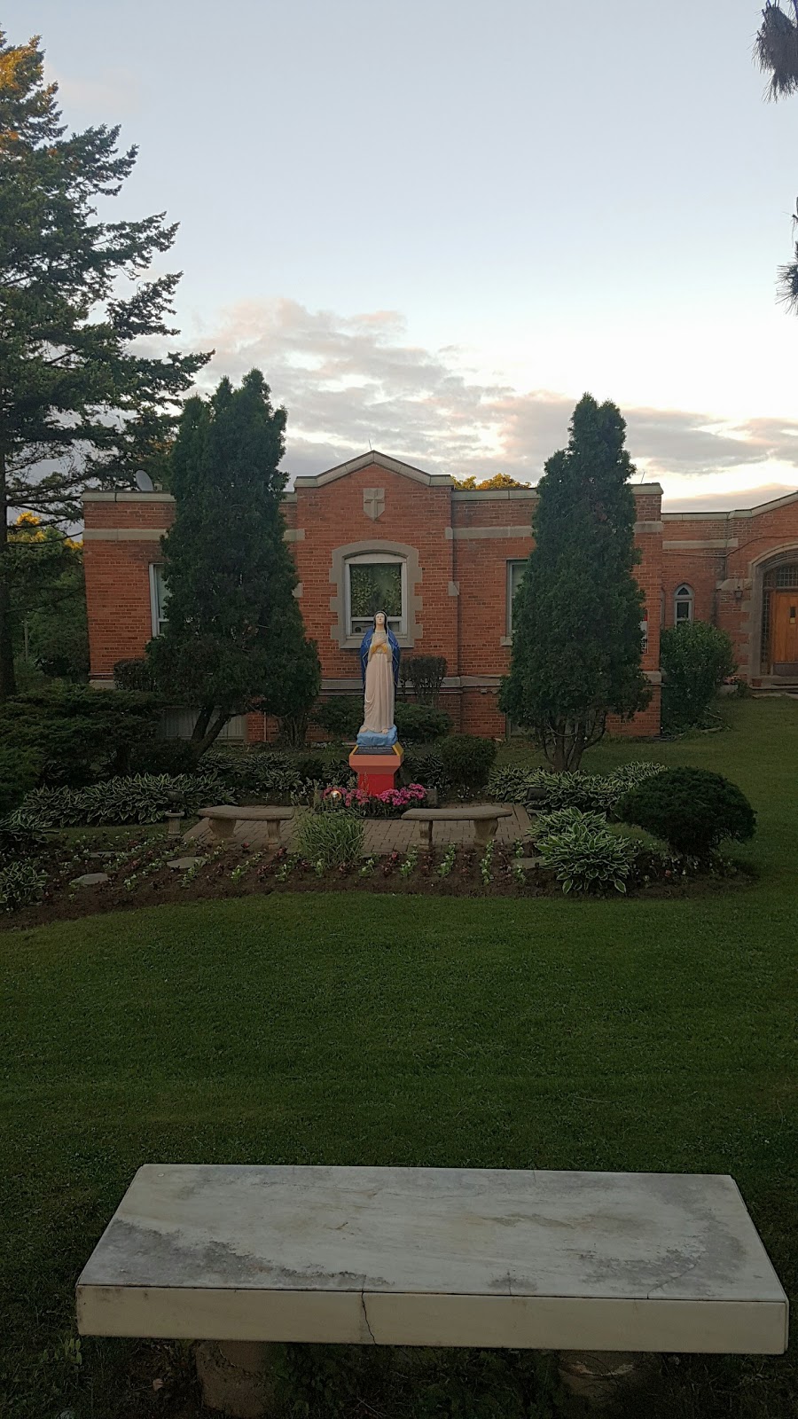 Our Lady of the Assumption Parish | 2565 Bathurst St, Toronto, ON M6B 2Z3, Canada | Phone: (416) 787-4547
