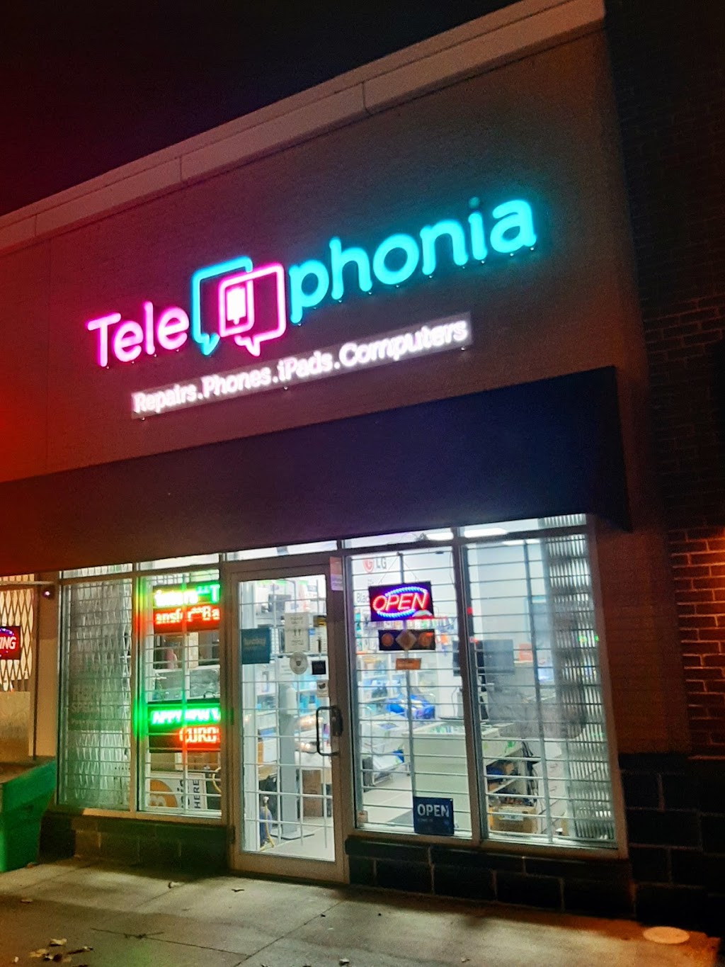 Telephonia Inc. Computer and Cell Phone Repair | 8990 Chinguacousy Rd, Brampton, ON L6Y 0B7, Canada | Phone: (905) 452-8787