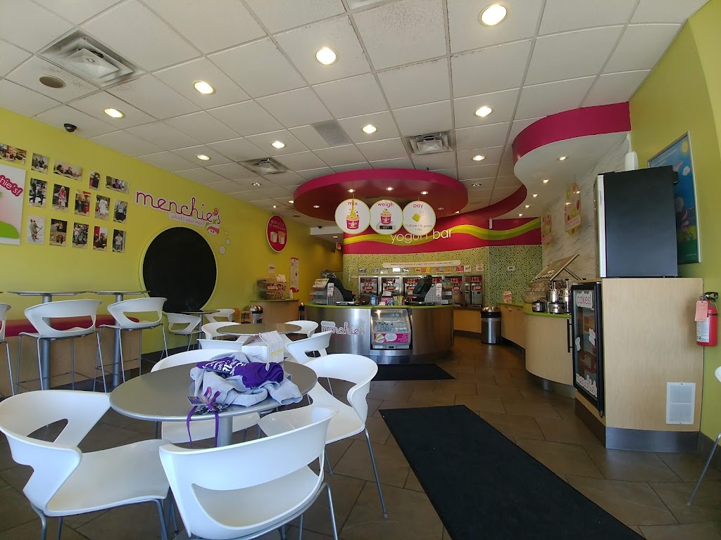 Menchies | 247 King St N #3, Waterloo, ON N2J 2Y8, Canada | Phone: (519) 746-0362