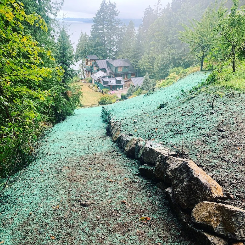 M&M Excavating | 5000 Bay Rd, Sechelt, BC V0N 3A0, Canada | Phone: (604) 740-2424