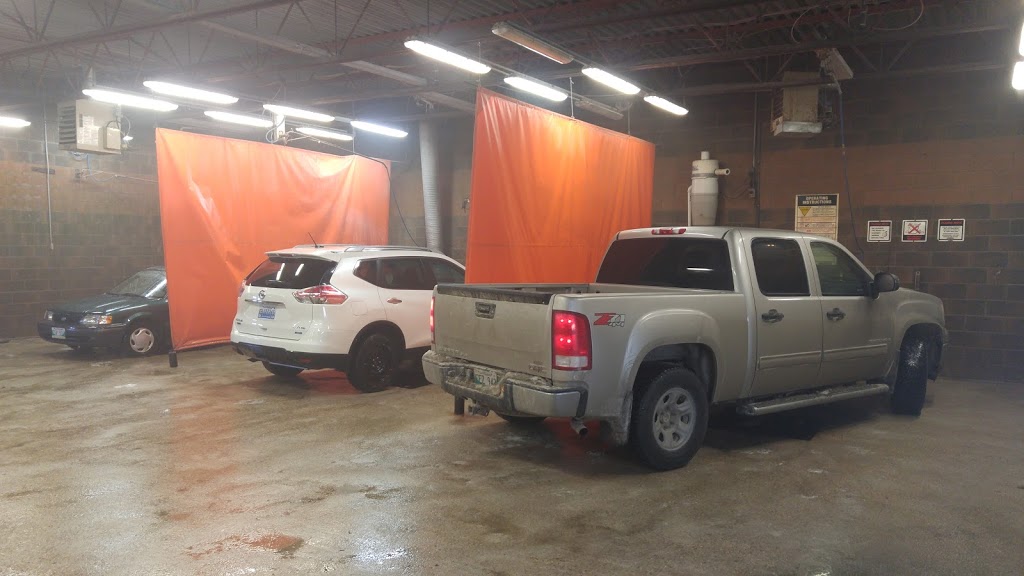 Oakbank Car Wash | 643 Main St, Oakbank, MB R0E 1J2, Canada | Phone: (204) 444-5655