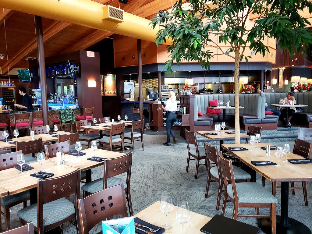 Hooded Merganser Restaurant | 21 Lakeshore Dr W, Penticton, BC V2A 7M5, Canada | Phone: (250) 487-4663