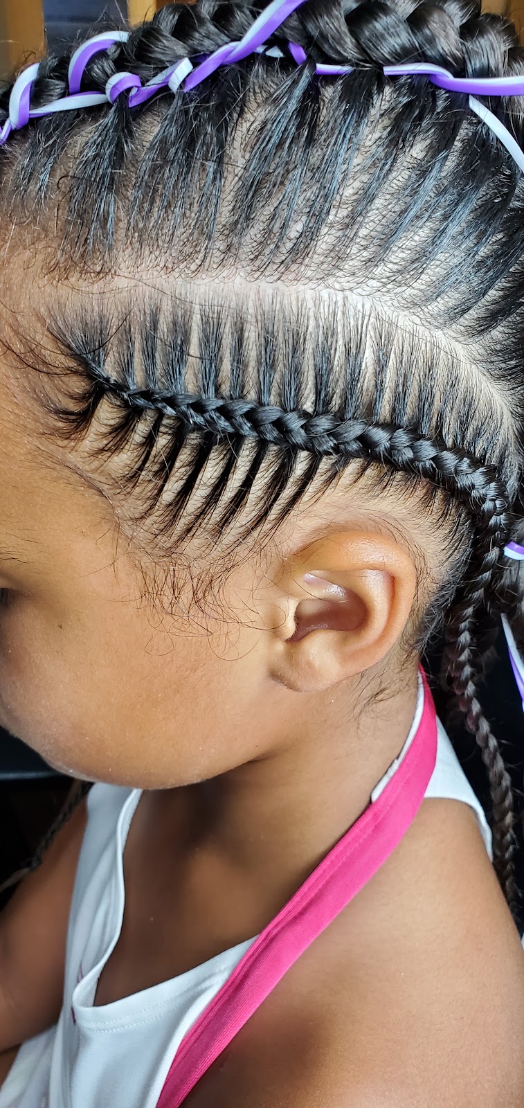 Azza Braids Bar(Inside SK Barber shop) | 288 Grays Rd, Hamilton, ON L8E 1V5, Canada | Phone: (289) 218-7871