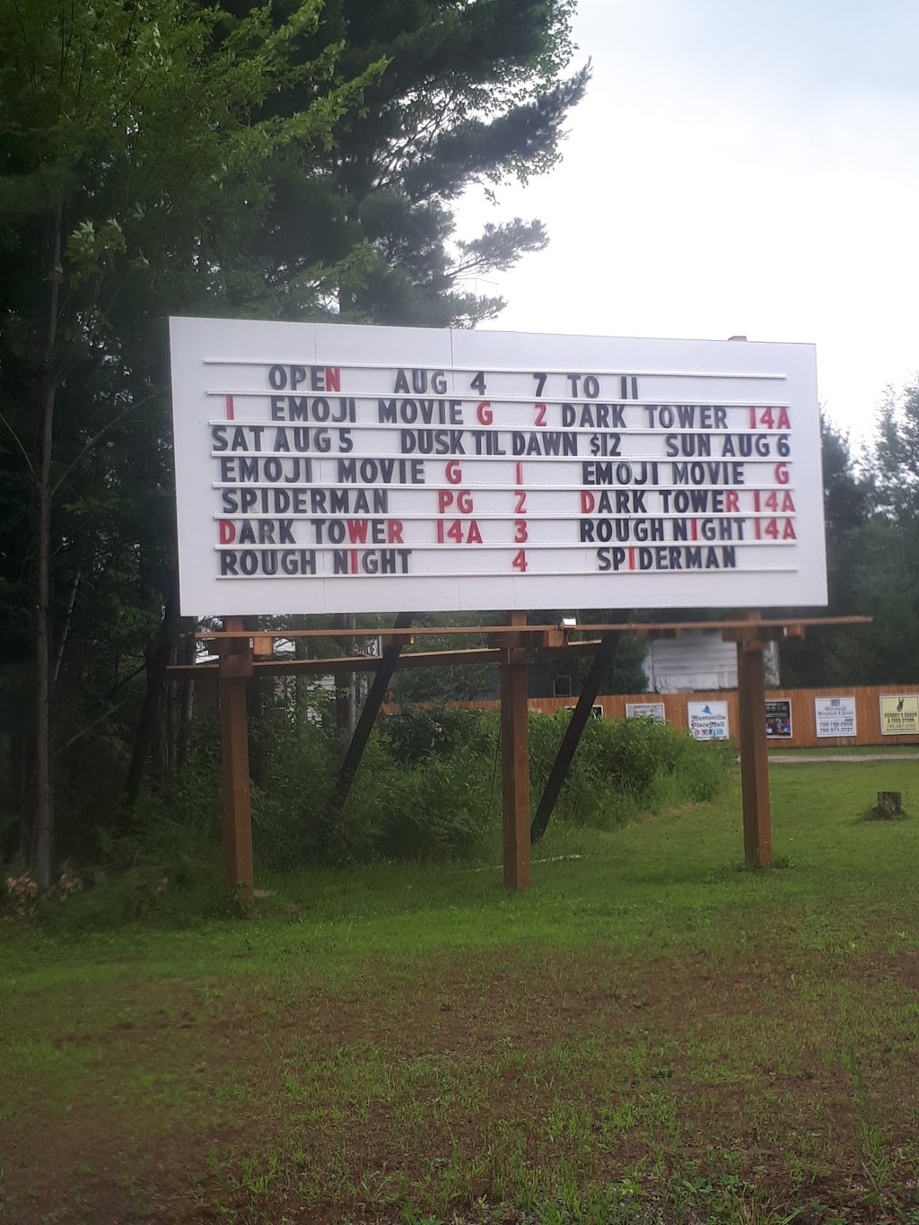 Muskoka Drive-In | 1001 Theatre Rd, Gravenhurst, ON P1P 1R3, Canada | Phone: (705) 687-4880