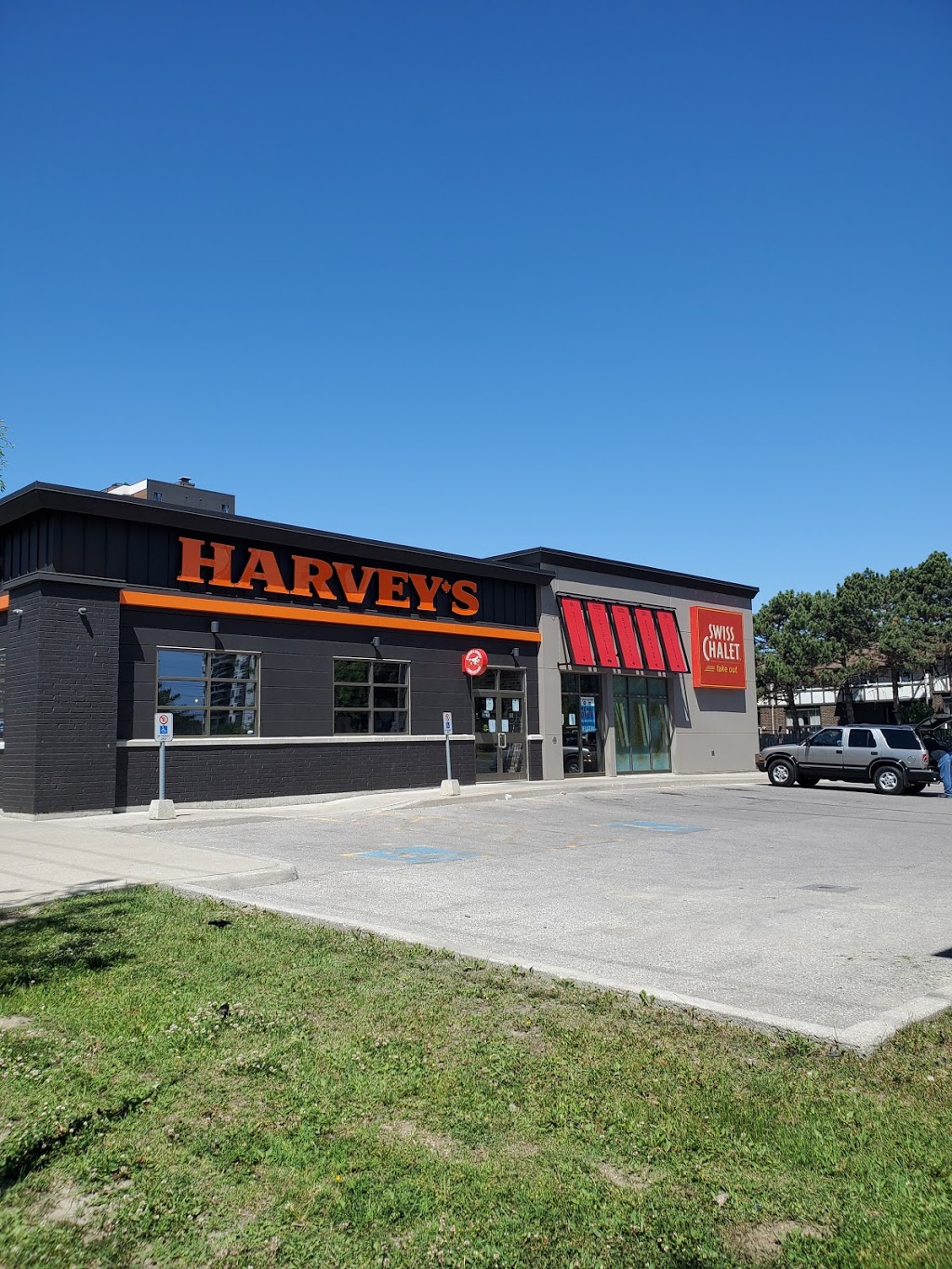 Harveys | 2990 Eglinton Ave E, Scarborough, ON M1J 2E7, Canada | Phone: (416) 438-3223