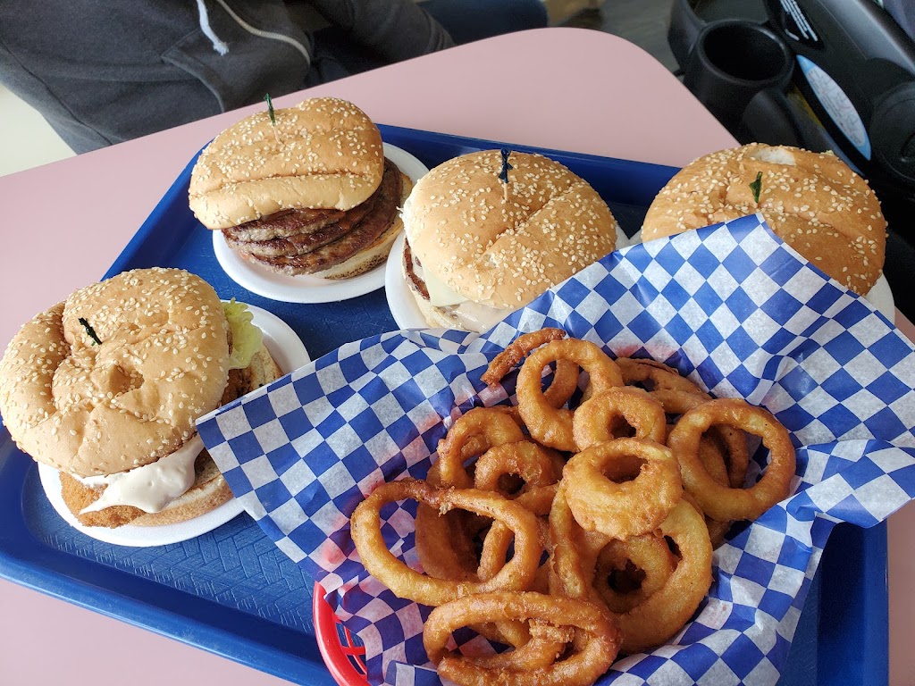 Burger Baron & Pizza | 189 Broadway N, Raymond, AB T0K 2S0, Canada | Phone: (403) 752-3747